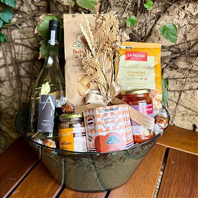 Cesta Presente com Champanheira Gourmet com Vinho | Presente Premium