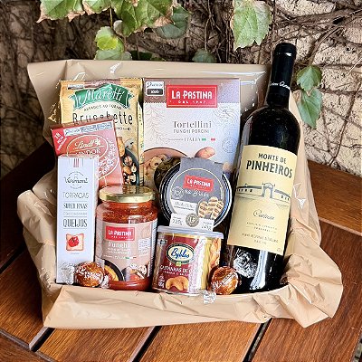 Cesta de Presente Gourmet com Vinho e Antepastos Blumenau