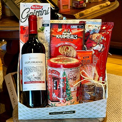 Cesta de Natal com Vinho Tinto e Especialidades