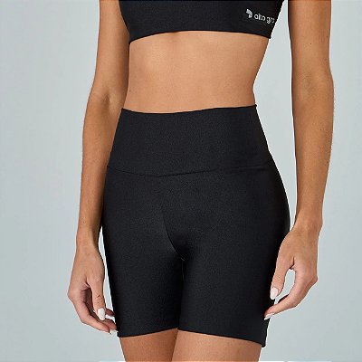Bermuda Alto Giro Eterna Shine Feminina Preto