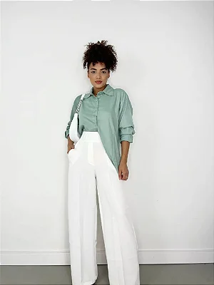 Calça Feminina em Alfaiataria Pantalona Lorena Ref. 635