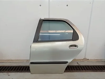 Porta traseira Siena 2001/2006