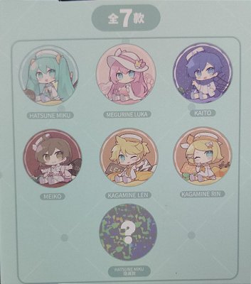 MOEYU - BROCHE TIPO CAIXA SURPRESA (BLIND BOX) - HATSUNE MIKU E SEUS AMIGOS “BOLO DE FRUTAS”