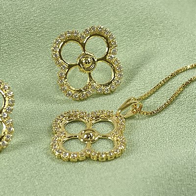 CONJUNTO FLOR CRAVEJADA DOU - SEMIJOIA