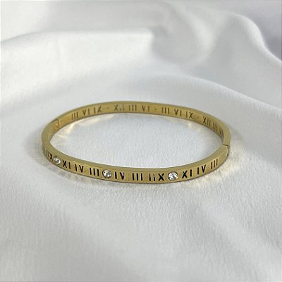 BRINCO FLOR COM BORBOLETA NO DOURADO - SEMIJOIA