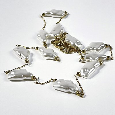 COLAR PEROLAS BARROCAS NO DOURADO - SEMIJOIA