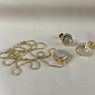 CONJUNTO CORAÇÃO ZIRCONIA DOURADA - SEMIJOIA