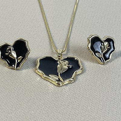 CONJUNTO FLOR CRAVEJADA ROSA - SEMIJOIA