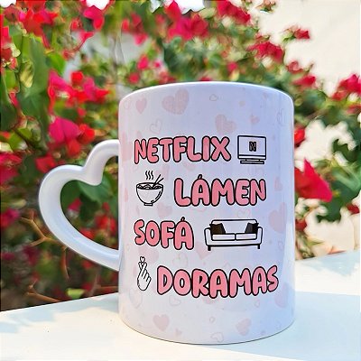 Caneca Unykk Asa de Coracao Personalizada Netflix, Lamen, Sofá e Dorama