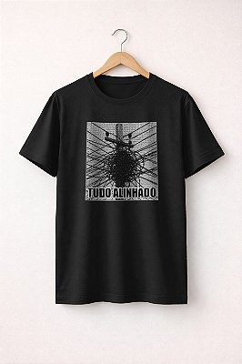T-shirt Tudo Alinhado- Preta
