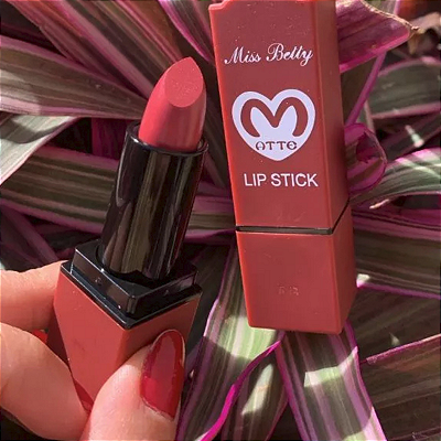 Batom Miss Betty Matte Lip Stick - COR 6