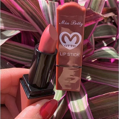 Batom Miss Betty Matte Lip Stick - COR 7