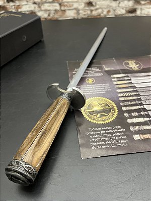 Chaira 12" Cromo Vanadium Estriada Imantada Cabo em Madeira