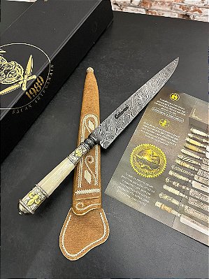 Faca Artesanal Damasco 9” Padrão Torcido Cabo em Canela de Avestruz