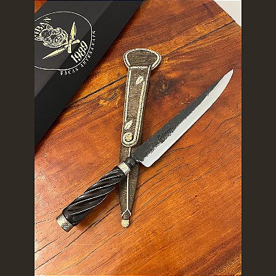 Faca Artesanal Forjada em Aço Carbono Brutforged 10 Polegadas com Cabo em Madeira Braúna e Alpaca
