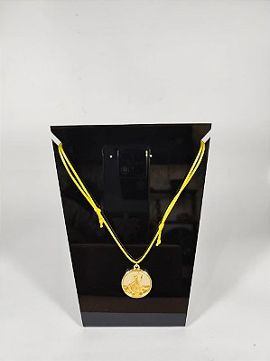 Fio de Oxum Amarelo com Medalhão Dourado - Prosperidade