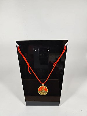 Fio de Pombagira Vermelho com Medalhão Resinado
