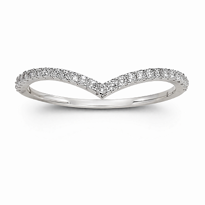 Anel em V Cravejado em Prata 925 com Zircônias