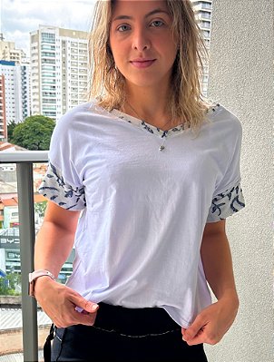 Blusa algodão acabamento bordado mangas