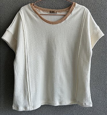 Blusa moletom recorte no avesso manga longa e gola caramelo