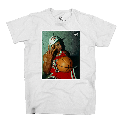 Camiseta STND Jordan Three