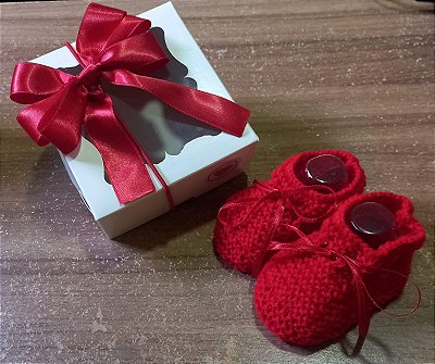 Kit Presente – Sapatinho Vermelho Com Caixa Branca E Laço De Cetim