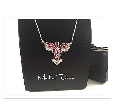 Colar pingente Espírito Santo zirconias Rubi banho  rodio branco