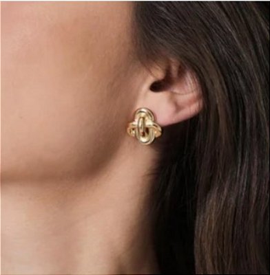 Brinco moderno banho de ouro estilo nó