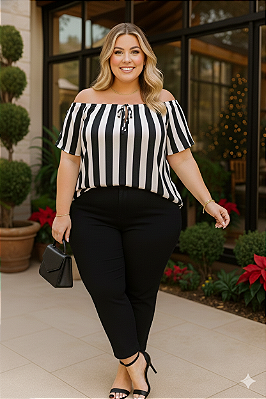 Blusa de Listras Vertical Black White Plus Size