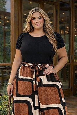 Blusa Princesa de Malha Preto Plus Size