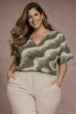 Blusa Tech Estampada de Viscolinho Plus Size