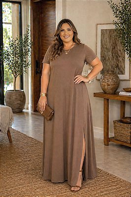 Vestido Longo Melina Mocha Mousse Plus Size
