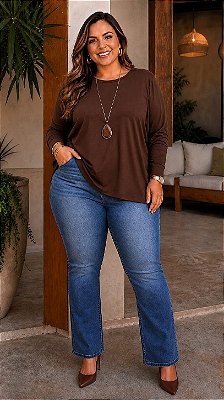 Blusa Basics Manga Longa Marrom Plus Size