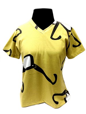 CAMISETA MALHA BABY LOOK Feminino _Gola C_Modelo: STRACCIATTA cor Mostarda