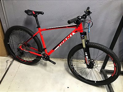 BICICLETA USADA GIANT TALON TAMANHO L