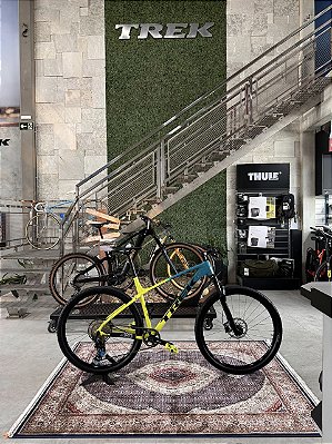 BICICLETA USADA TREK XCALIBER 9