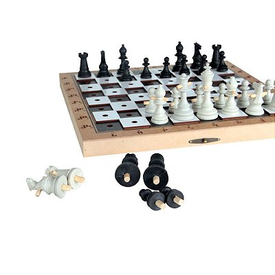 Brinquedo Educativo Jogo De Xadrez Adaptado Grande Rei 10cm 32 Peças Mdf