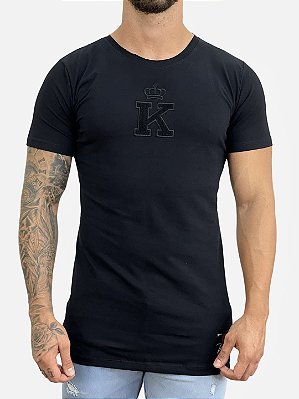 Camiseta Longline Masculina Preta Inicial Chenille Kreta [