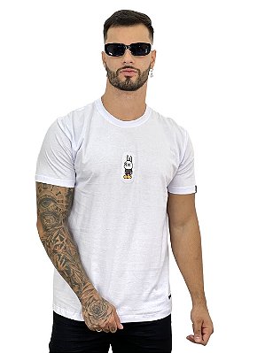 Camiseta Confort Masculina Branca Bunny Emborrachado