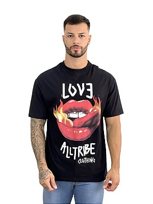 Camiseta Regular Masculina Preta Love Essentials