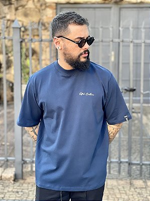 Camiseta Oversized Masculina Azul Marinho Escritas Minimalista