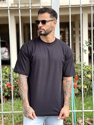 Camiseta Longline Preta Caveira Granulada Dourada - John Verdazzi