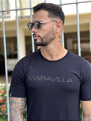 Camiseta Longline Masculina Preta Escritas Strass