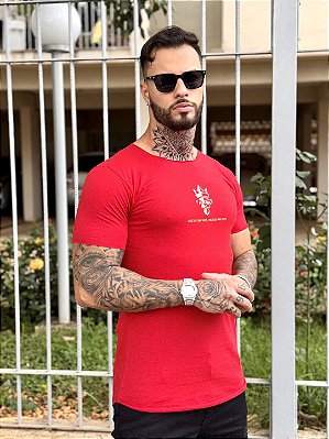 Camiseta Longline Masculina Vermelha escritas Dourada #