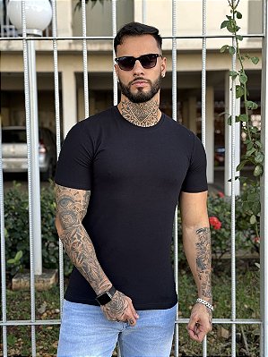 Camiseta Slim Masculina Preta Básica #