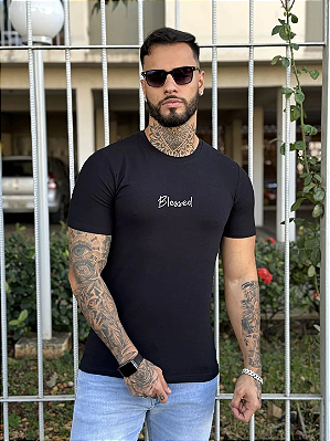 Camiseta Slim Masculina Preta Blessed @