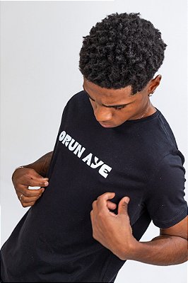 Camiseta OrunAye “Realeza Ancestral” – Estilo Afro Premium
