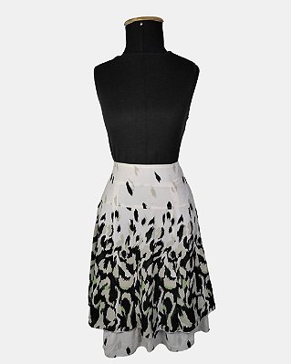 Saia Evasê branca Estampada M