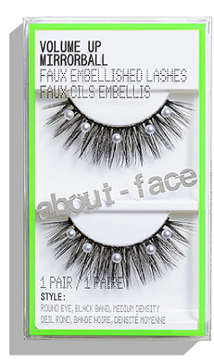 about-face VOLUME UP High drama faux lashes