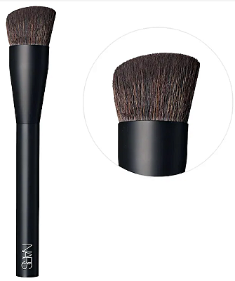 NARS #17 Cream Cheek Brush